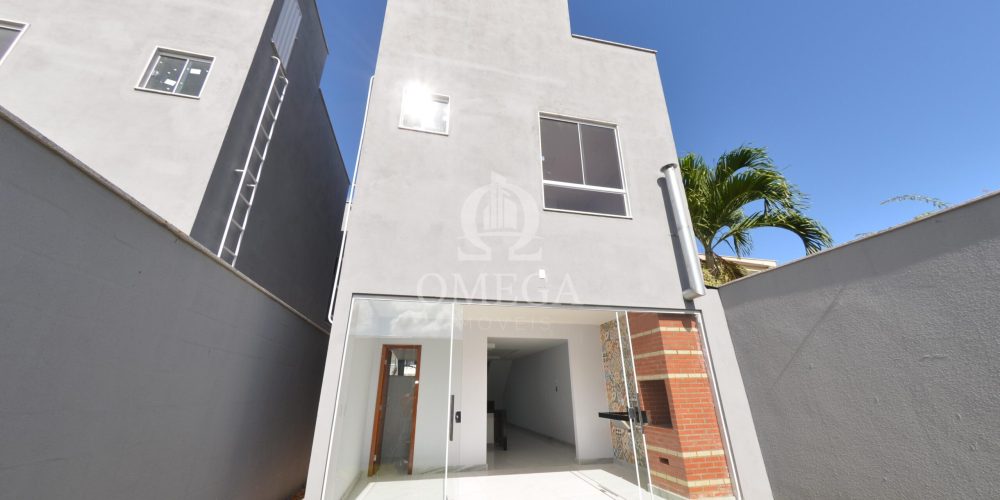 Duplex Alto Padrão - Avenida Quintino Bocaiuva - Interlagos 1 - Linhares-ES - Ômega Imóveis Imobiliária