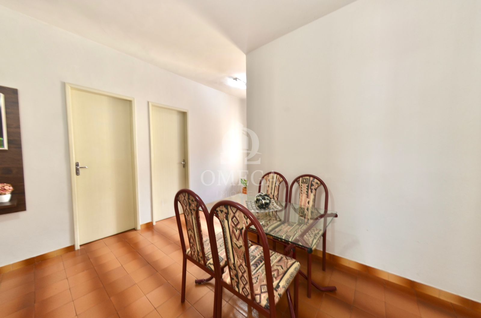 Apartamento de 4 Quartos - Avenida Alegre - Shell- Linhares-ES - Ômega Imóveis Imobiliária